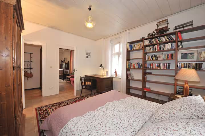 Wandelhallenblick Schlafzimmer